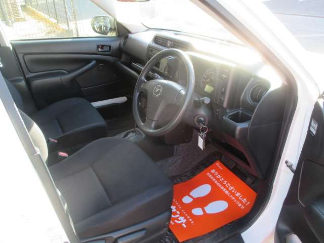 Mazda Familia Van 5