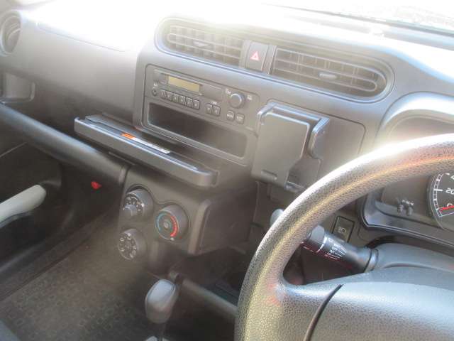 Mazda Familia Van 9