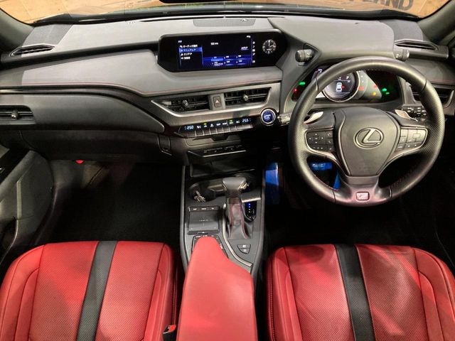 Lexus UX 2