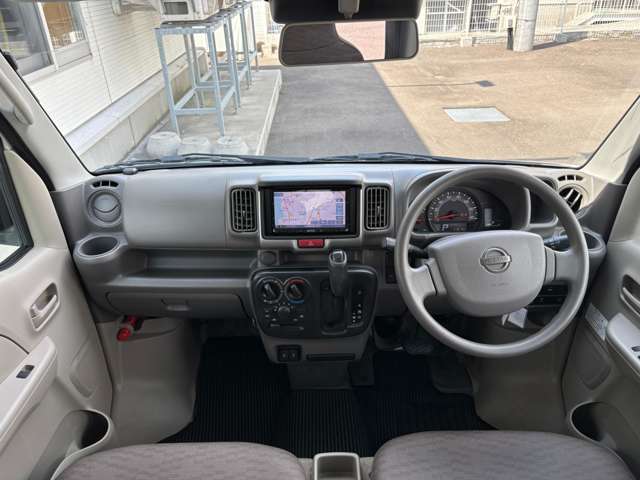 Nissan NV100 Clipper 2