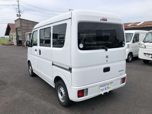 Suzuki Every 8