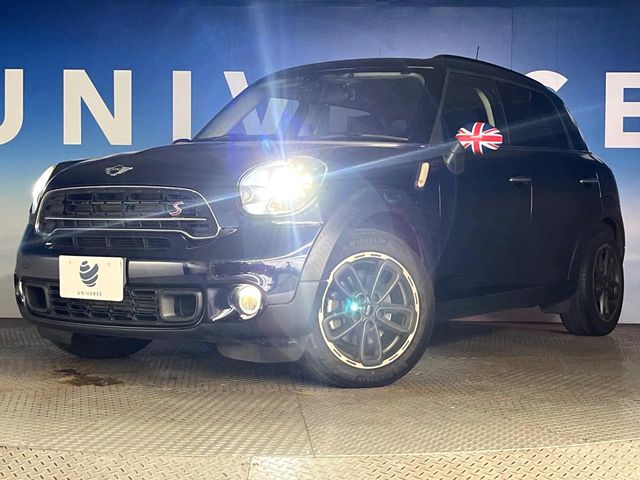 MINI Crossover 11
