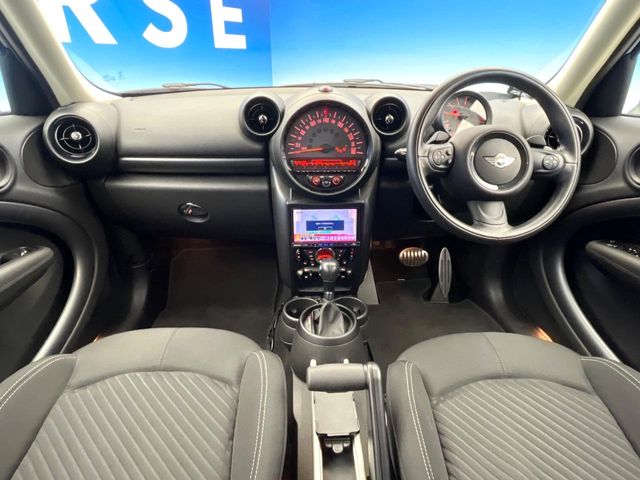 MINI Crossover 2
