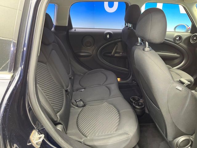 MINI Crossover 7