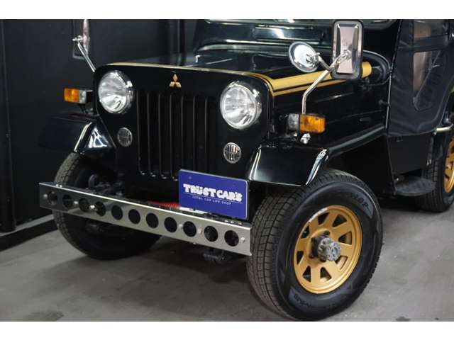 Mitsubishi Jeep 5