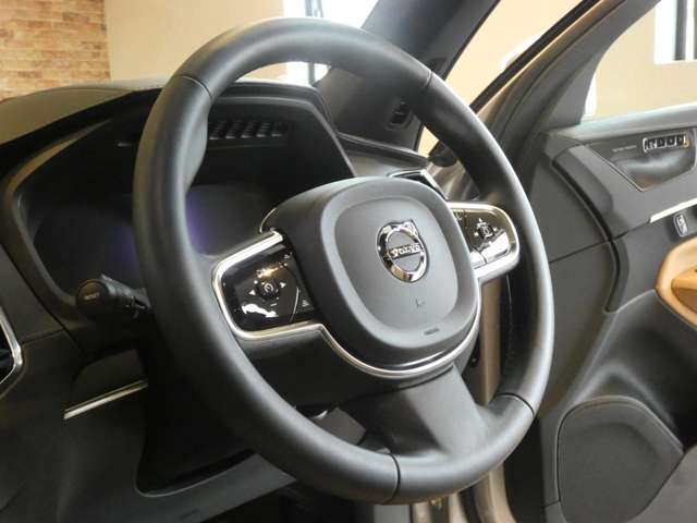 Volvo XC90 10