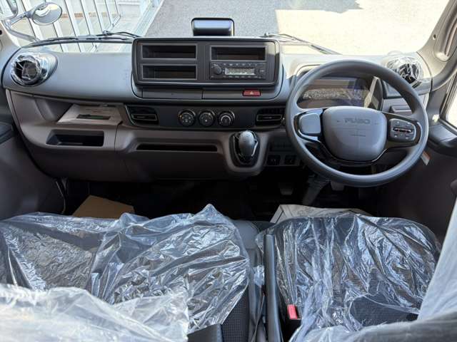 Mitsubishi Fuso Canter 2