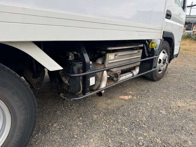 Mitsubishi Fuso Canter 12