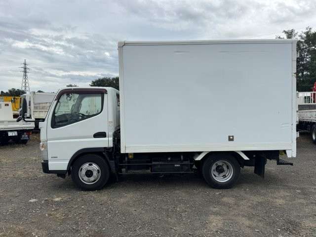 Mitsubishi Fuso Canter 3