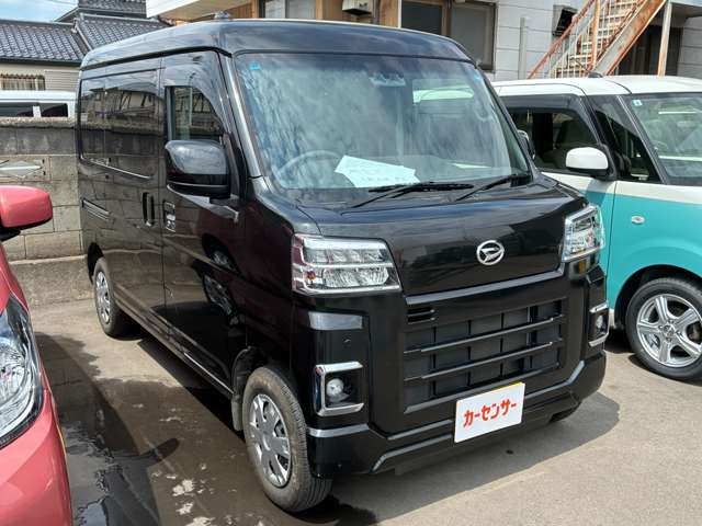 Daihatsu Hijet Cargo 3