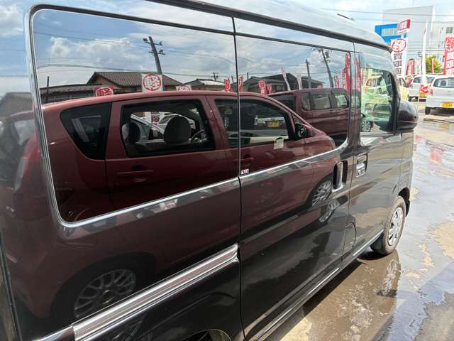 Daihatsu Hijet Cargo 6