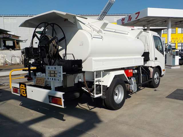 Hino Dutro 5