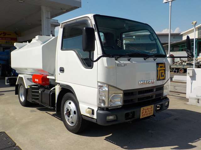 Isuzu Elf 7