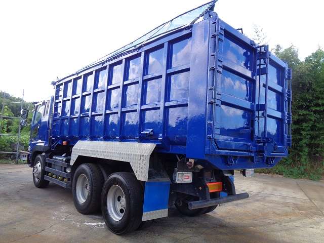 Mitsubishi Fuso Super Great 3