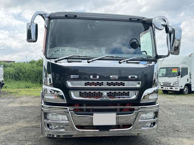 Mitsubishi Fuso Super Great 2