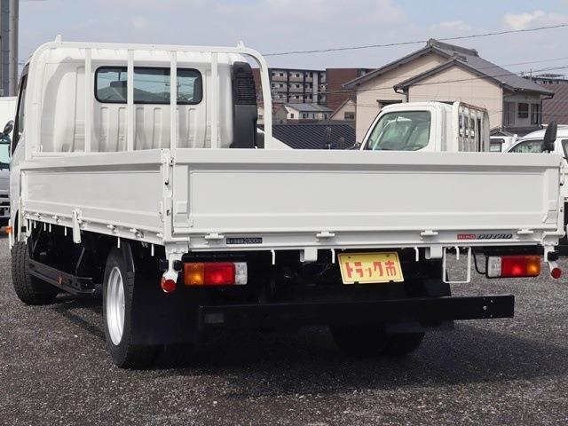 Hino Dutro 7