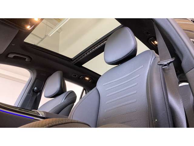 Mercedes-Benz GLC 11
