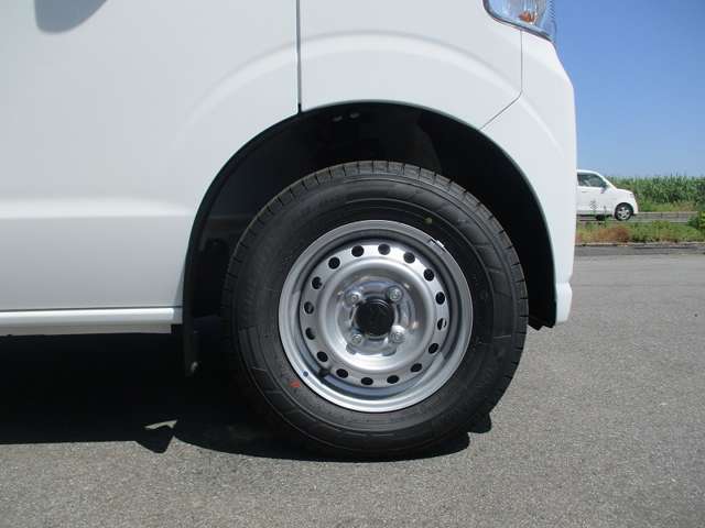 Suzuki Every 12
