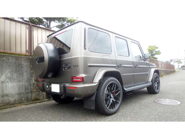 Mercedes-Benz G-Class 4