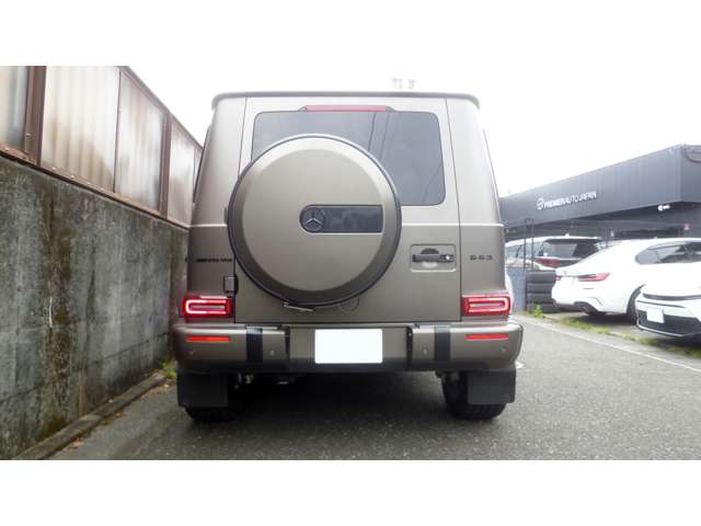 Mercedes-Benz G-Class 8