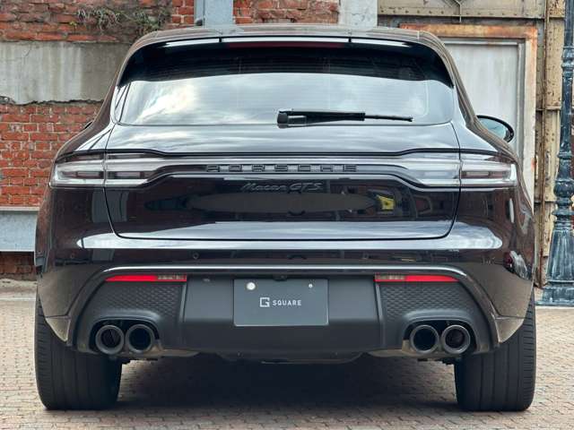 Porsche Macan 11