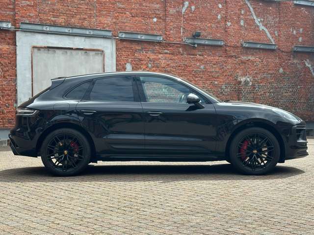 Porsche Macan 12