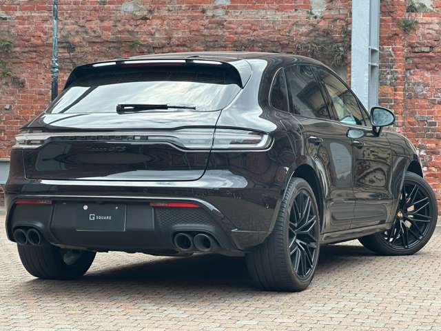 Porsche Macan 9