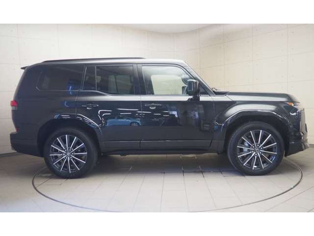 Lexus GX 8