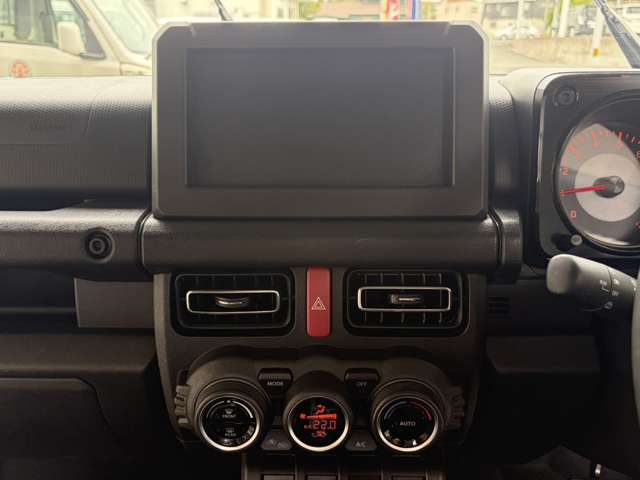 Suzuki Jimny 10