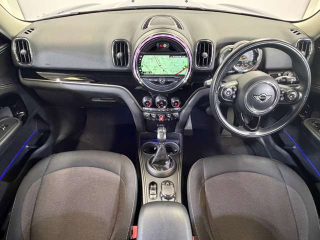 MINI Crossover 12