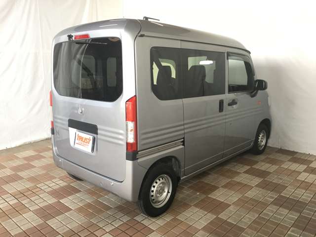 Honda N-VAN 9
