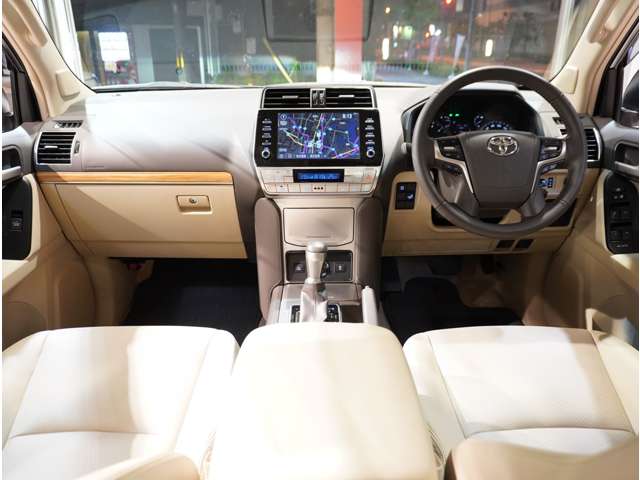Toyota Land Cruiser Prado 2
