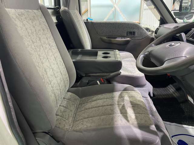 Mazda Bongo Truck 12