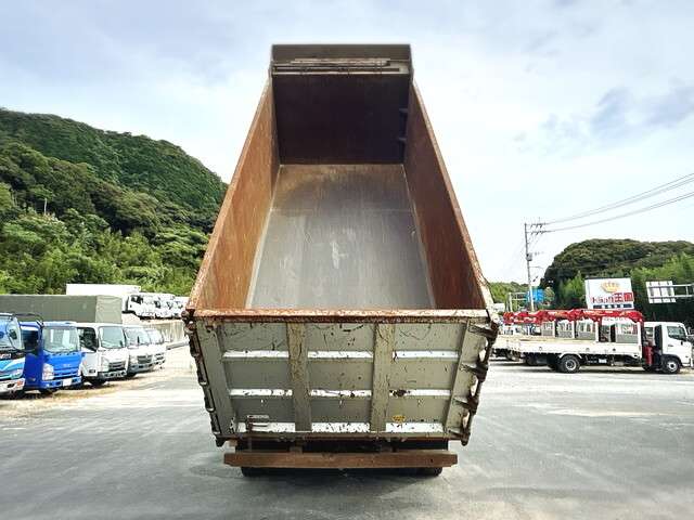 Hino Ranger 9