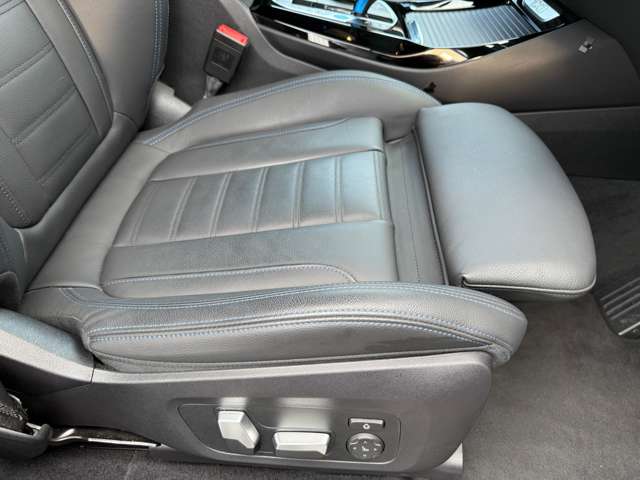 BMW iX3 12