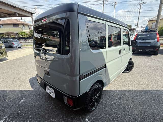 Suzuki Every 12