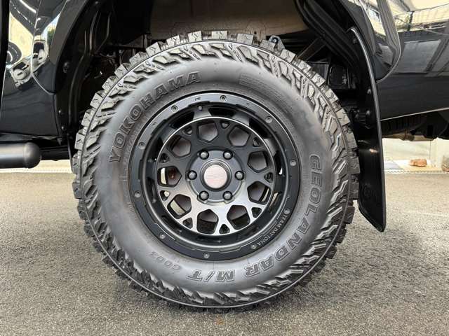 Toyota Hilux 12