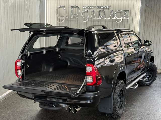 Toyota Hilux 5