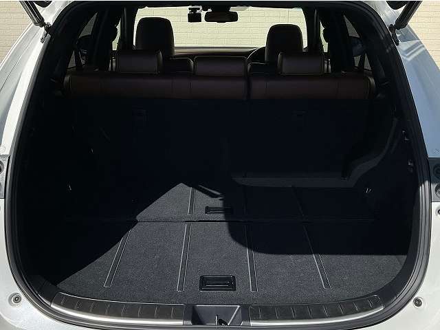 Toyota Harrier 12