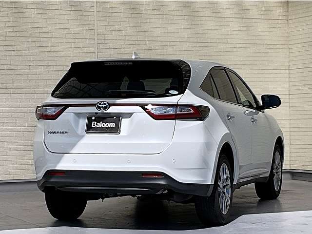 Toyota Harrier 2