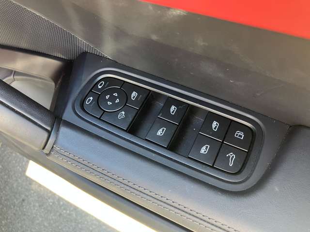 Porsche Cayenne Coupe 12