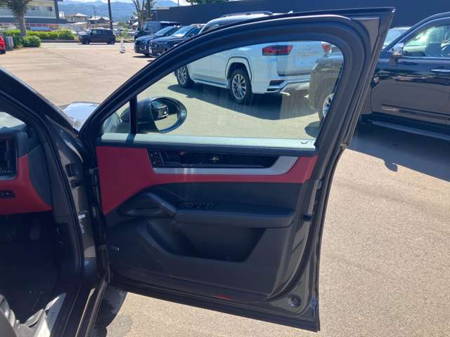 Porsche Cayenne Coupe 9