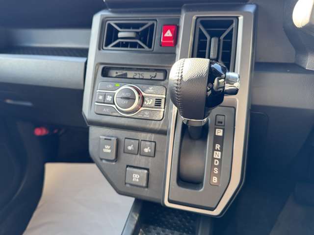 Daihatsu Taft 12