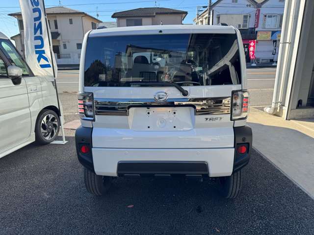 Daihatsu Taft 9