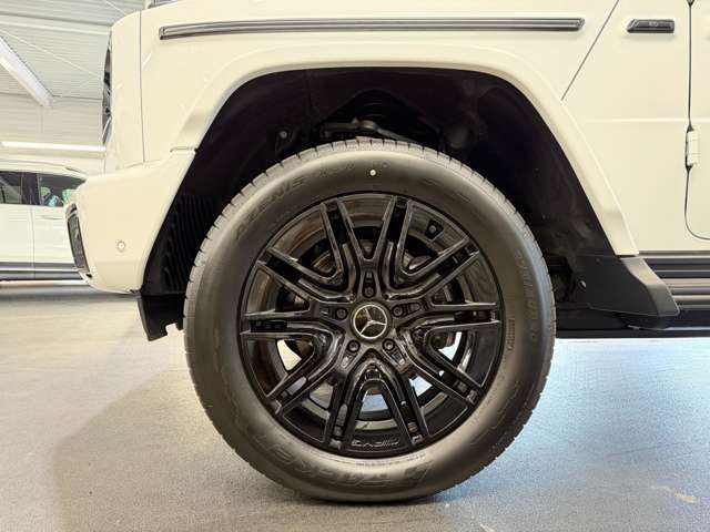 Mercedes-Benz G-Class 12