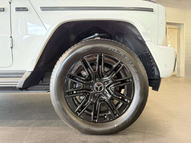 Mercedes-Benz G-Class 10