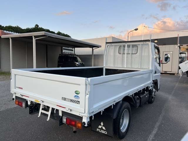 Mitsubishi Fuso Canter 11