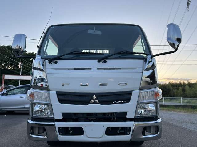 Mitsubishi Fuso Canter 2