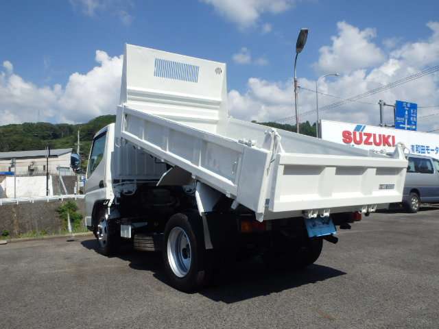 Mitsubishi Fuso Canter 8
