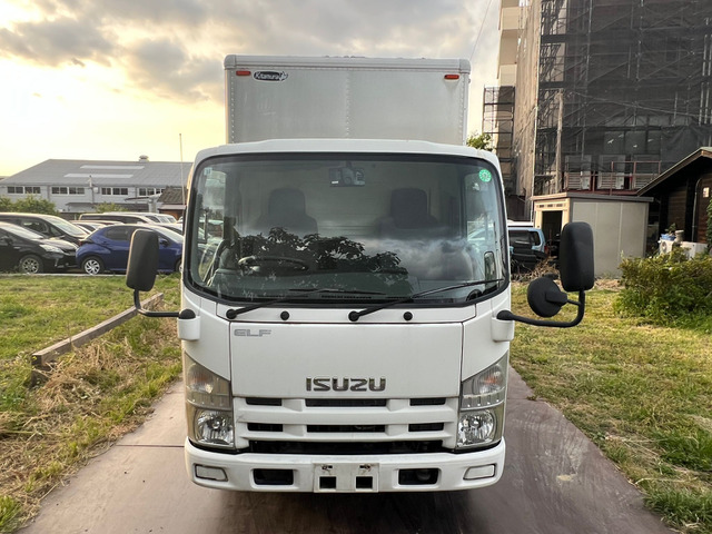 Isuzu Elf 6